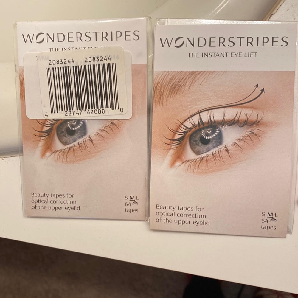 Wonderstripes eye lift